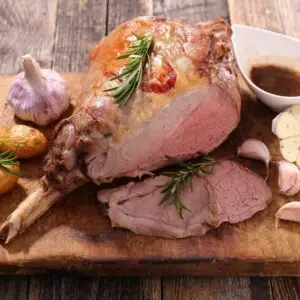 CUISSOT DE CHEVREUIL AVEC OS